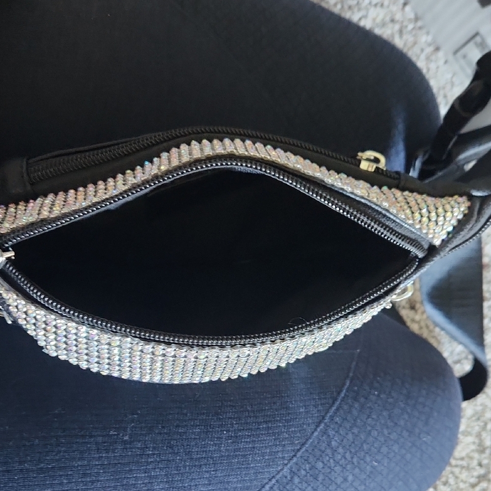 Embellished Silver Rhinestone Men's Waist Bag - Picture 4 of 4